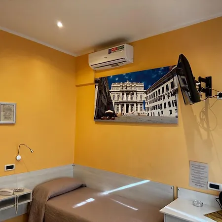 Parigi Szálloda *